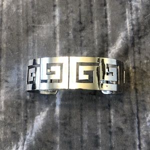 STERLING SILVER WRISTBAND